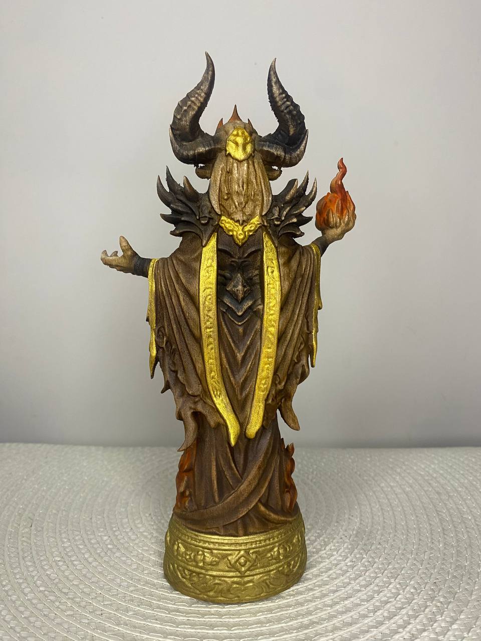 Oni Queen Statue Hand Carved  – Japanese Yokai Demoness Sculpture, Dark Fantasy Decor