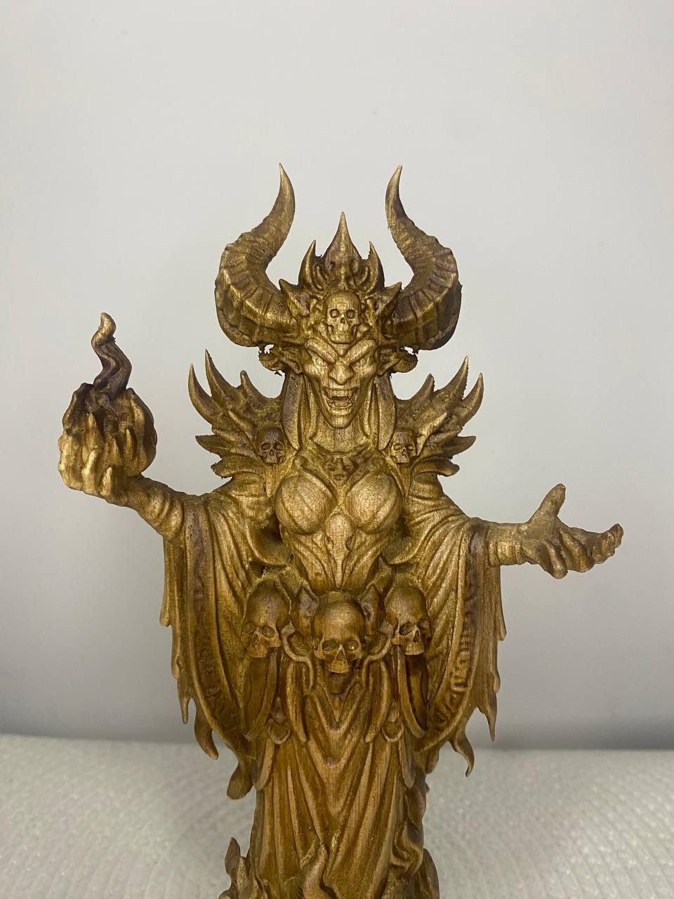 Oni Queen Statue Hand Carved  – Japanese Yokai Demoness Sculpture, Dark Fantasy Decor