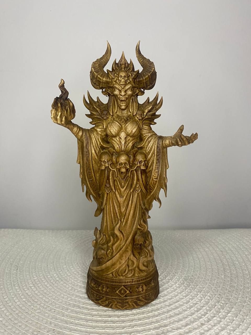 Oni Queen Statue Hand Carved  – Japanese Yokai Demoness Sculpture, Dark Fantasy Decor