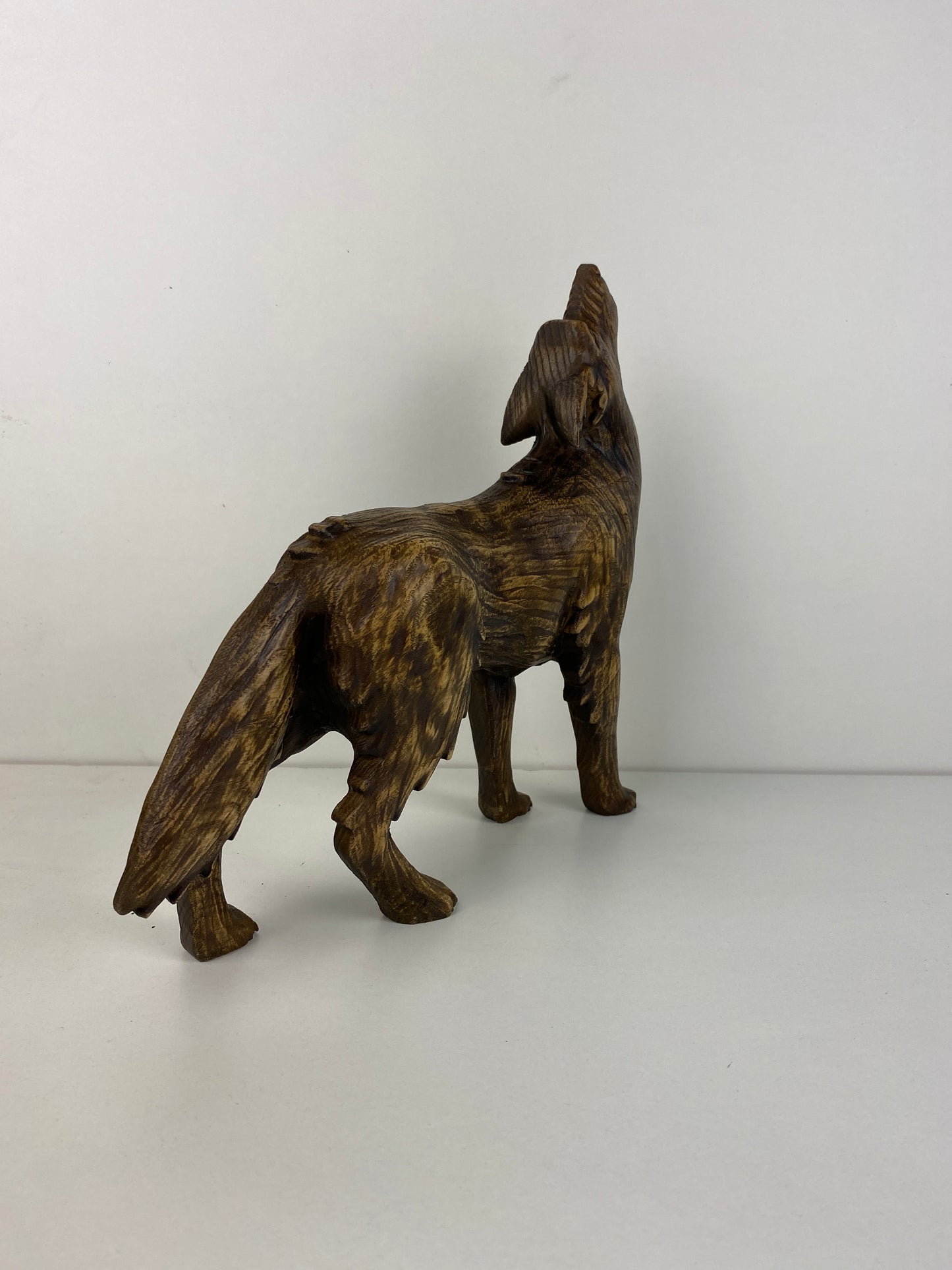Wolf statue Wolf sculpture Fenrir Wolf figurine Wolf decor Viking wolf Wolf art Howling wolf Wolf totem Wolf gift Norse mythology Wood wolf