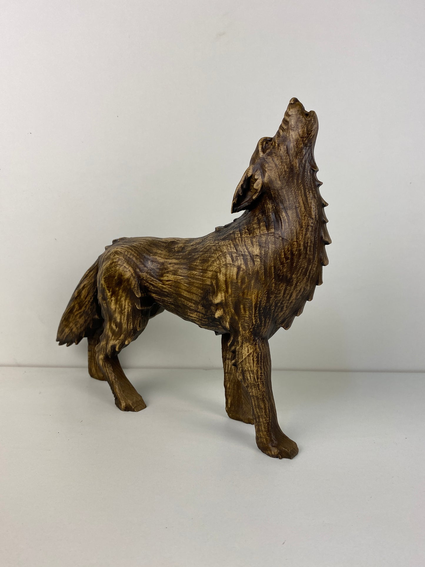 Wolf statue Wolf sculpture Fenrir Wolf figurine Wolf decor Viking wolf Wolf art Howling wolf Wolf totem Wolf gift Norse mythology Wood wolf
