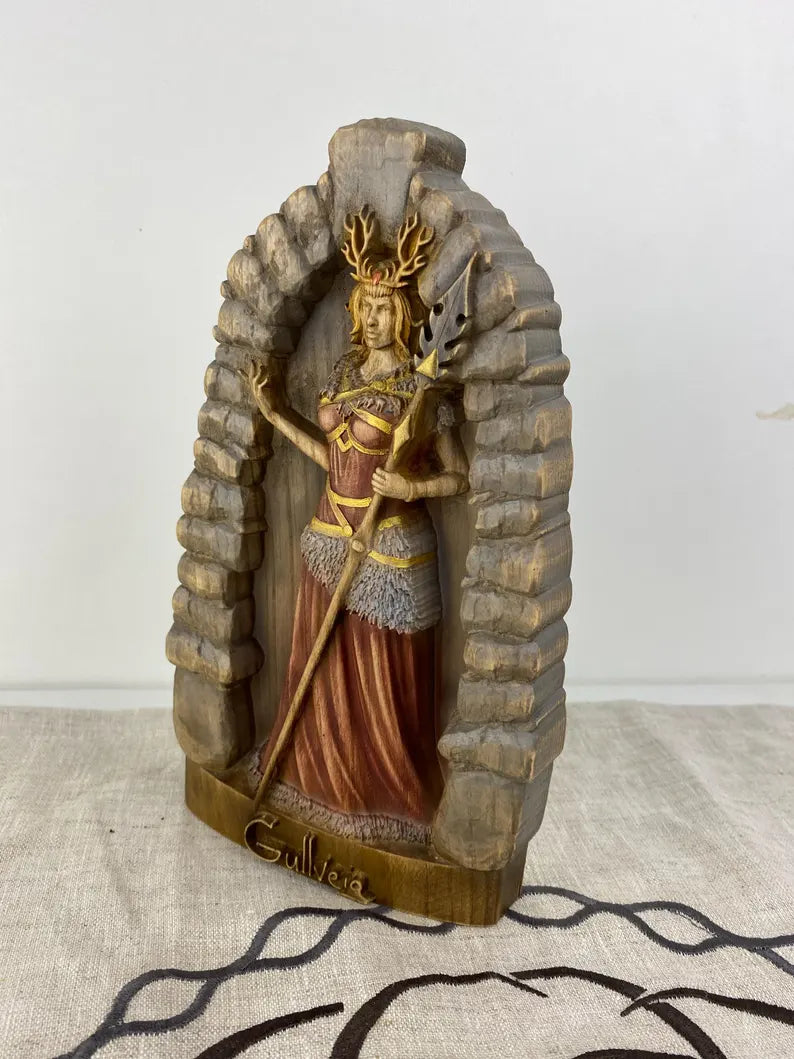 Gullveig Wooden Statue | Norse Goddess of Gold & Seiðr | Viking Mythology Decor | Sacred Pagan Sculpture