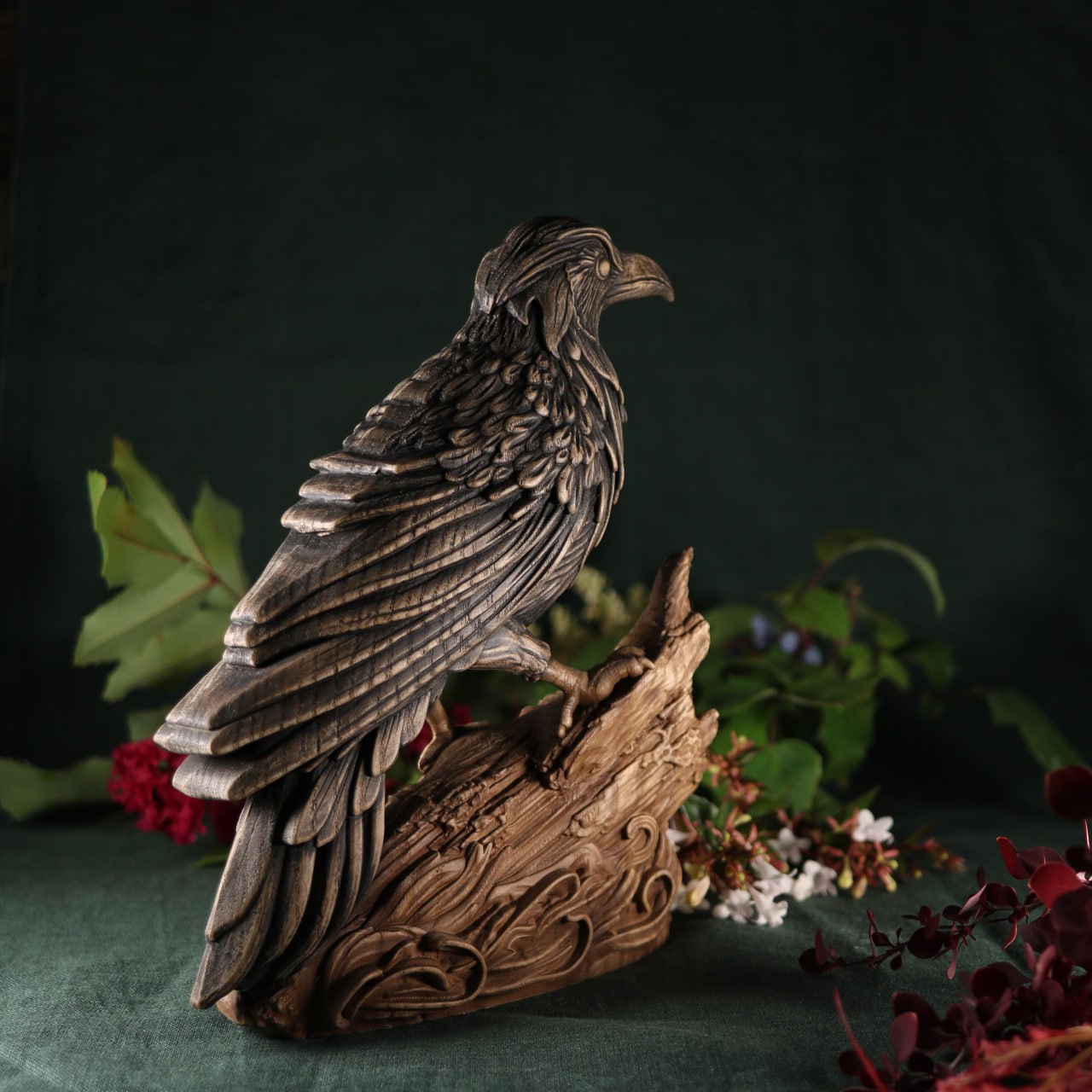 Captivating Raven Wood Statue: A Majestic Tribute to Nature's Enigma