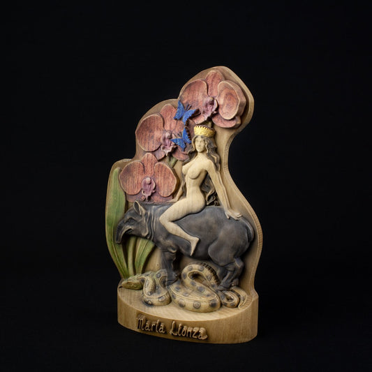 Enchanting Maria Lionza: Spiritual Wood Statue