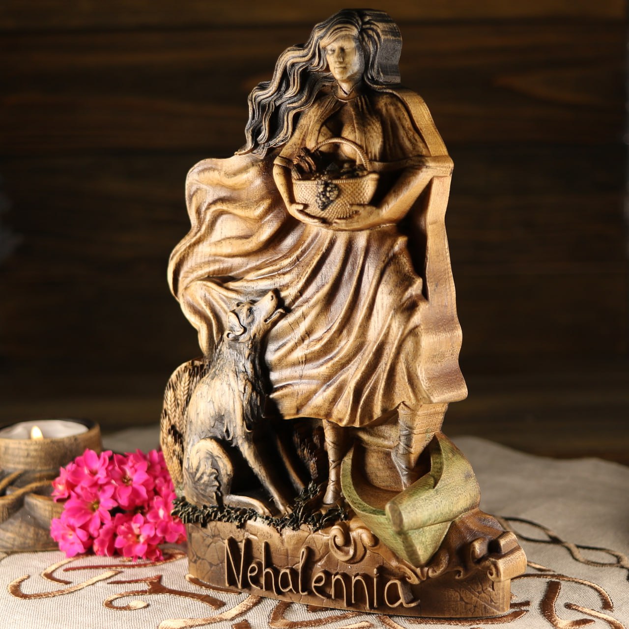 Nehalennia, Sea goddess, Wooden statue, Celtic goddess