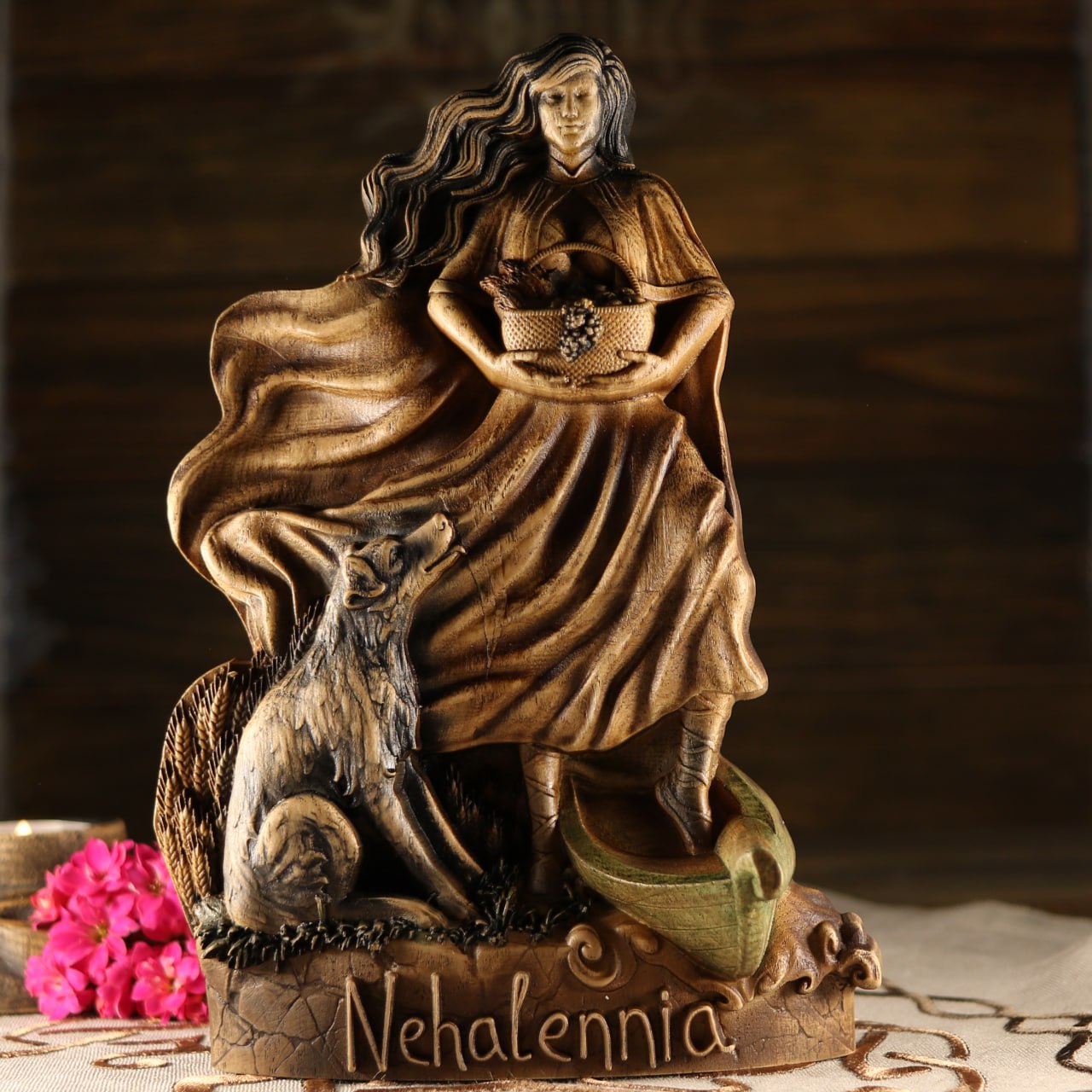 Nehalennia, Sea goddess, Wooden statue, Celtic goddess