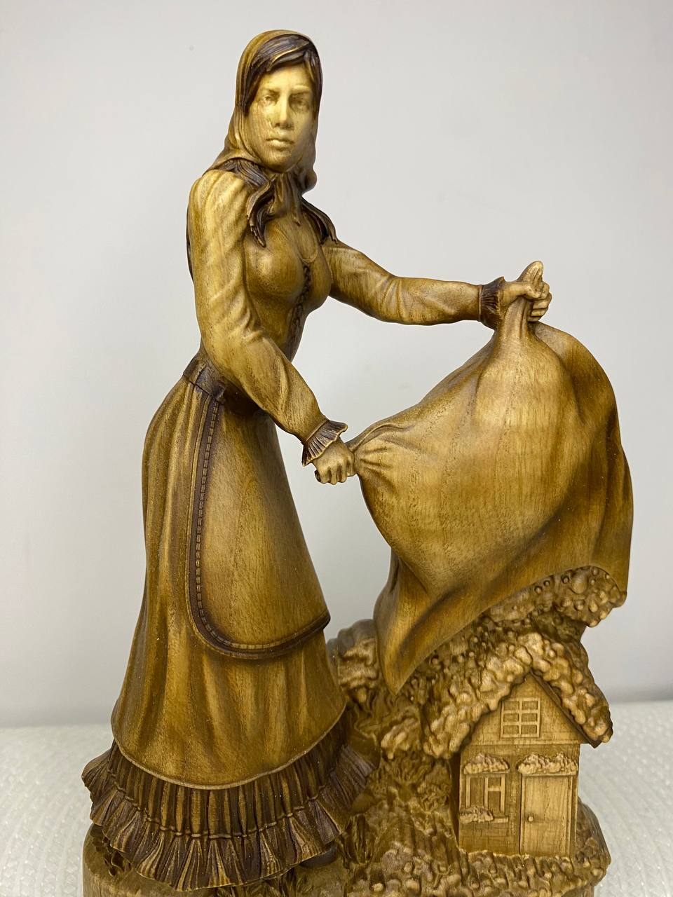 Frau Holle Wooden Statue – Hand-Carved Ash Wood Germanic Goddess of Winter & Home