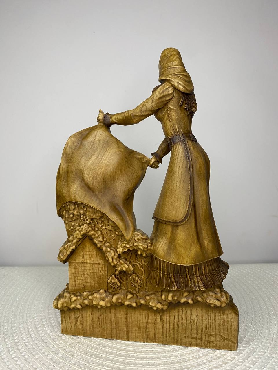 Frau Holle Wooden Statue – Hand-Carved Ash Wood Germanic Goddess of Winter & Home
