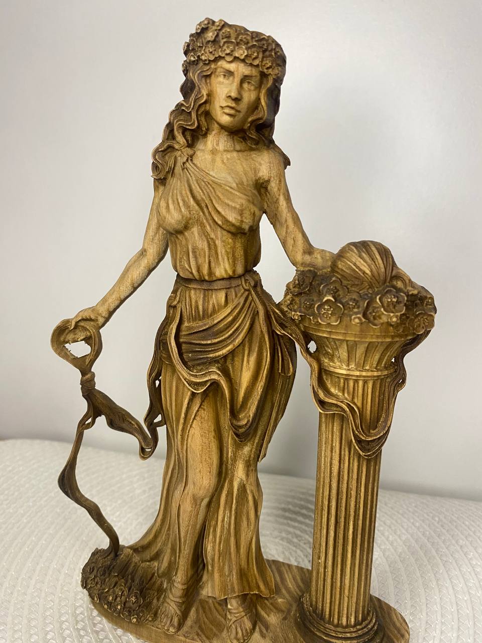 Ariadne Statue | Greek Goddess of the Labyrinth | Greek Mythology Pagan Altar Decor | Natural Wood Sculpture