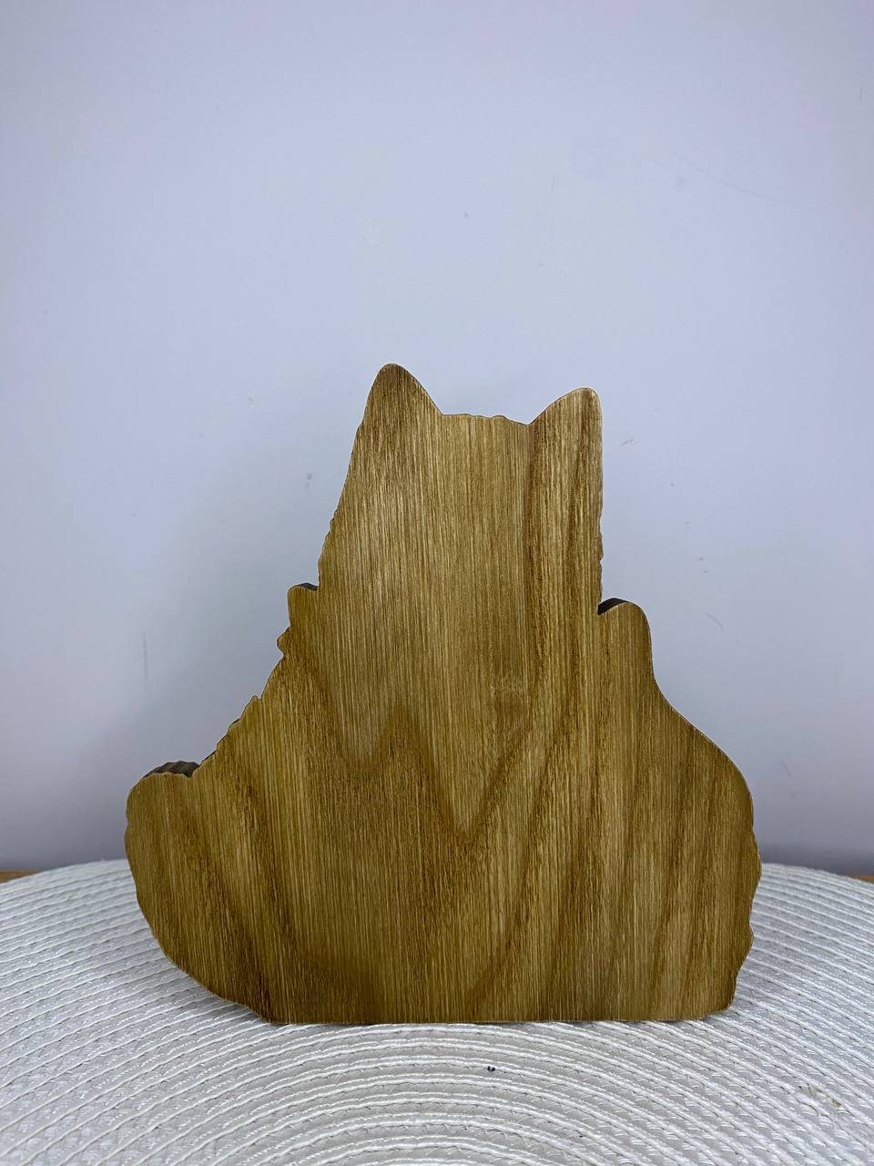Wolf Mother & Cubs Wooden Statue – Hand Carved Family Animal Decor, Woodland Sculpture