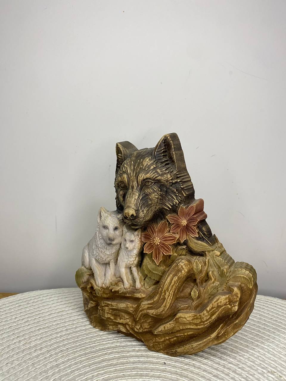 Wolf Mother & Cubs Wooden Statue – Hand Carved Family Animal Decor, Woodland Sculpture