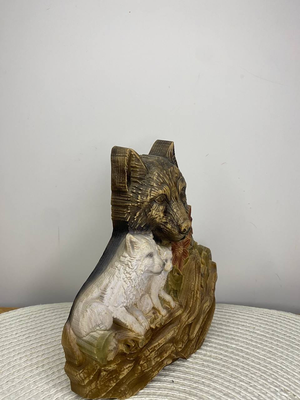 Wolf Mother & Cubs Wooden Statue – Hand Carved Family Animal Decor, Woodland Sculpture