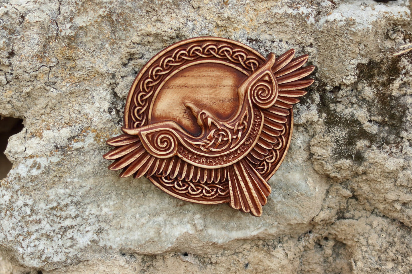 A raven handmade wooden panel