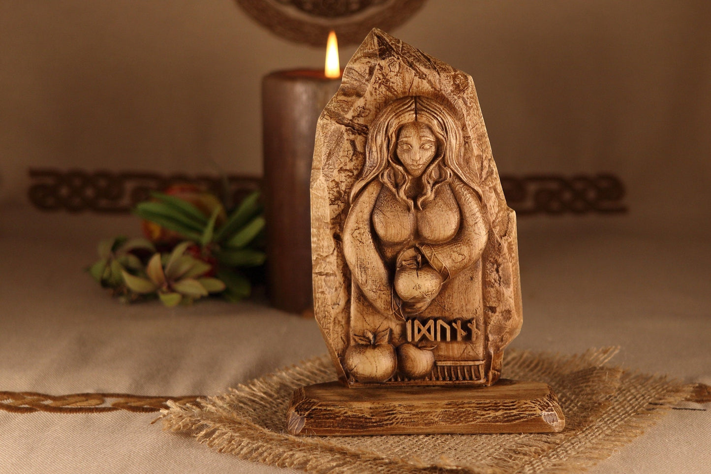 Idunn, Pagan goddess statue, mini altar kit, Wooden statue