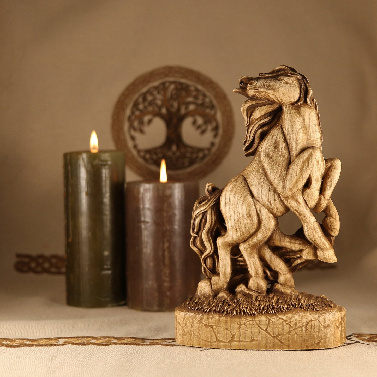 Odin's Horse Sleipnir Statue - Wooden Norse Decorations