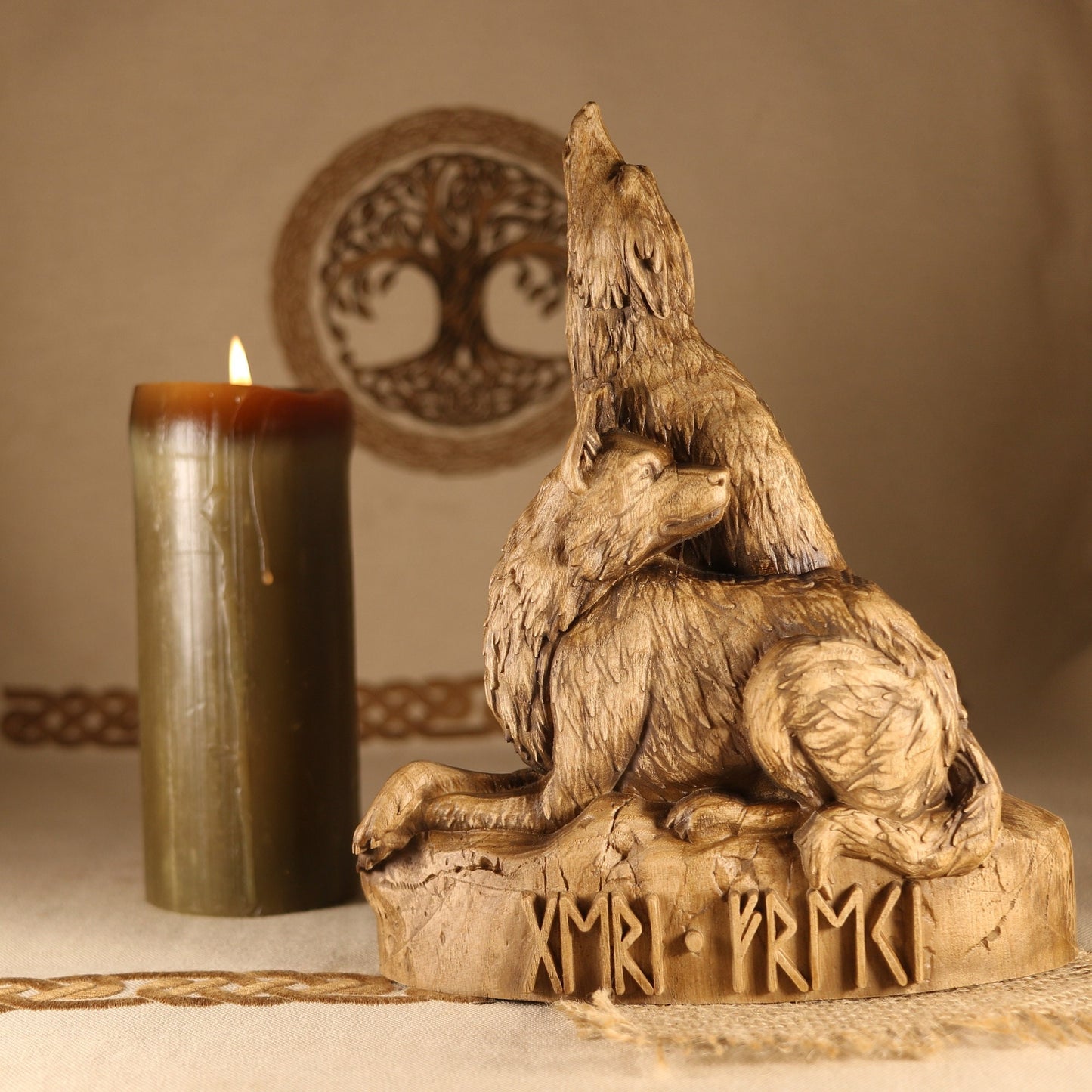 Wooden Viking Wolfs Statue - Scandinavian Viking Wolf Design