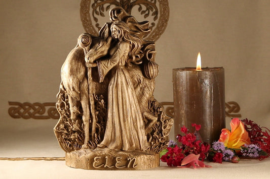 Elen, Celtic Goddess, Wooden Statue