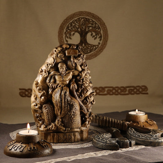 Thor Norse gods Wood carving Wooden statue