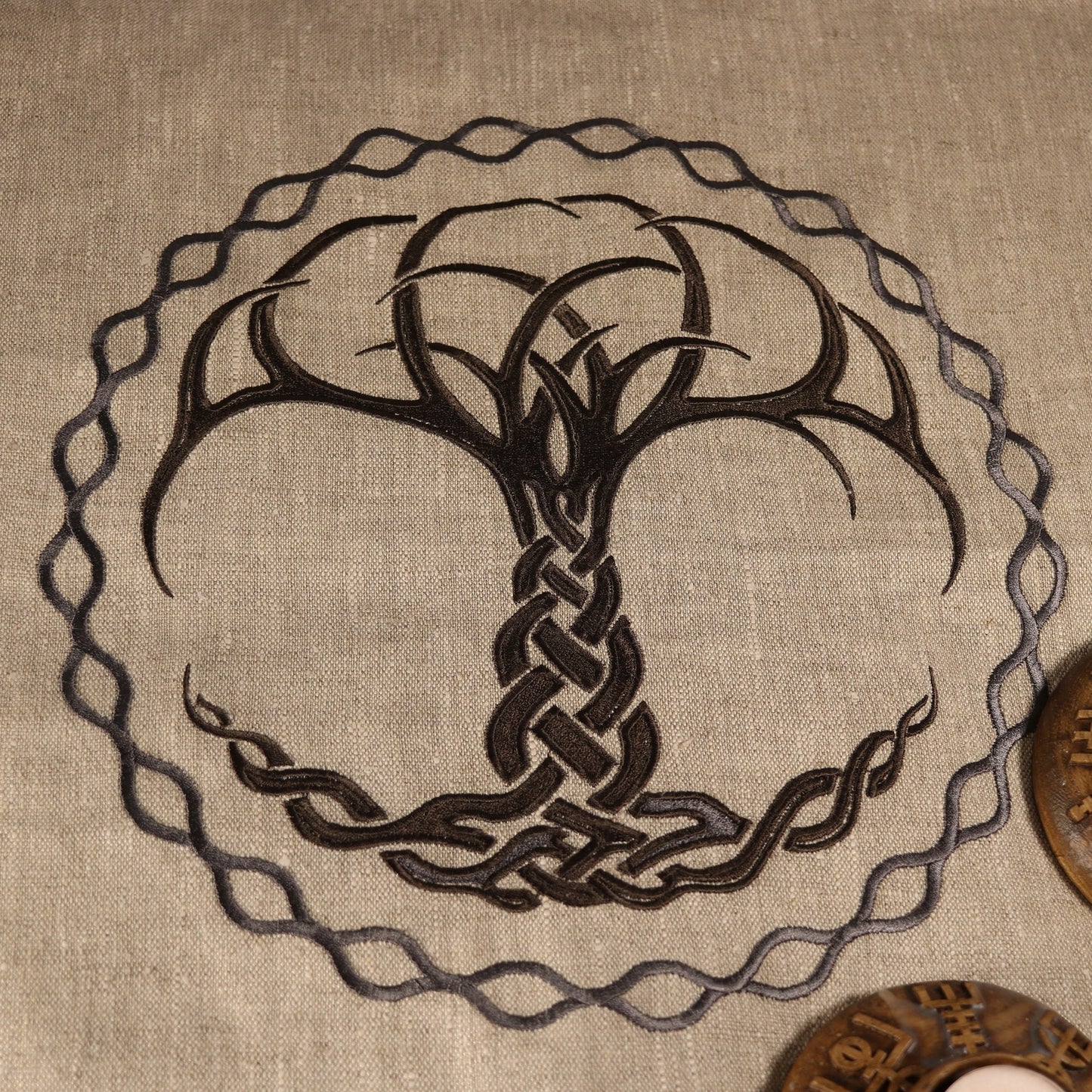 Yggdrasil, Altar cloth, Ritual cloth