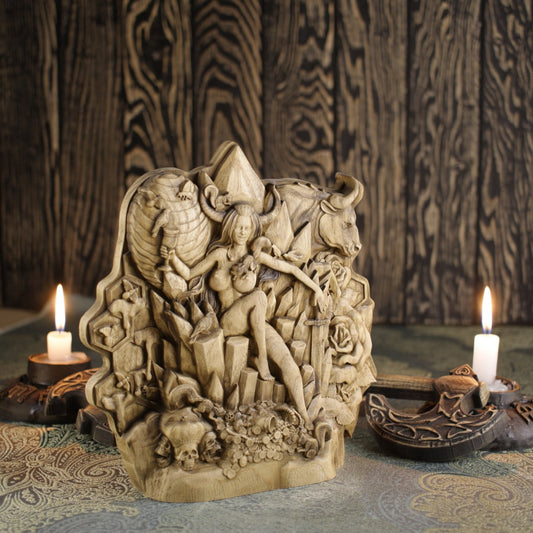 Goddess Celtic Queen Medb Statue - Wooden Carving