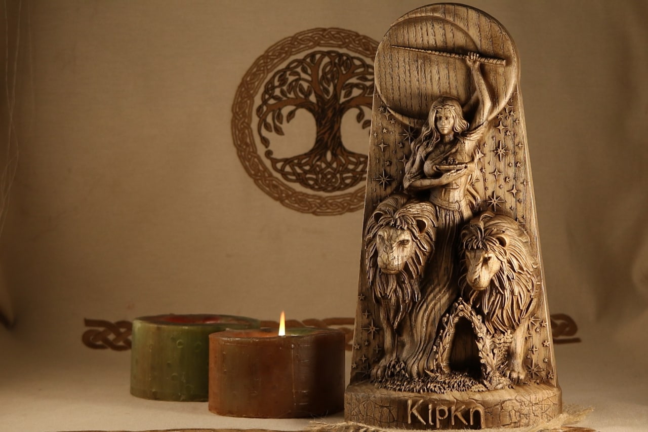 Circe, Greek Witch Goddess statue, Wood carving