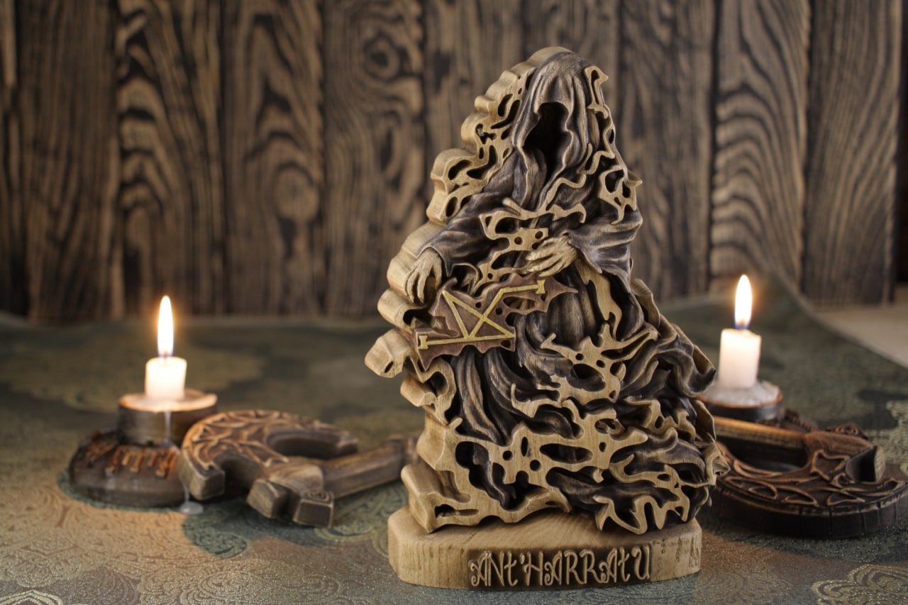 Dark Lord Ant'Harratu Statue - Wooden Satanic Figurine