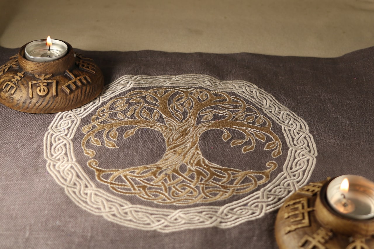 Yggdrasil Altar cloth, Norse decor, Сeltic Tree of life