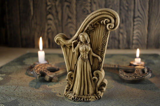 Wooden Cliodhna Statue - Celtic Goddess Sculpture